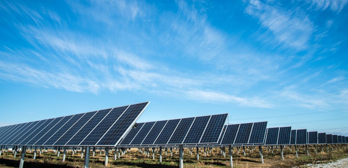 Solcelleanlæg skal leve på til RfG - Regulations for Generators - for at kunne blive tilsluttet det nationale elnet. 