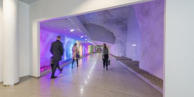 Corridor leading to a underground parking facility