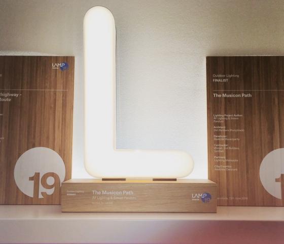 Light Bureau Lamp award 2019