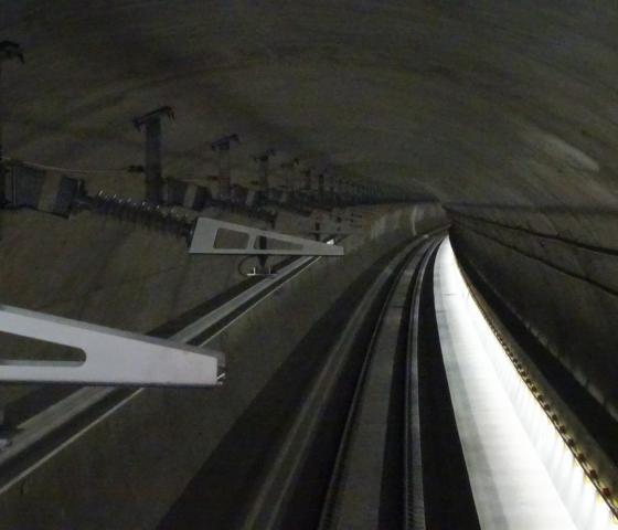 CH_Ceneri Basistunnel Fahrstrom